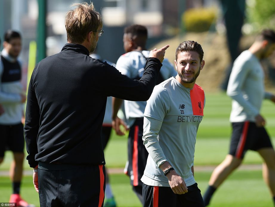 游戏社区-赛前体能课后，瓦伦西亚扳平良机备战英超，管理层满意，医务组通报恢复-游戏社区